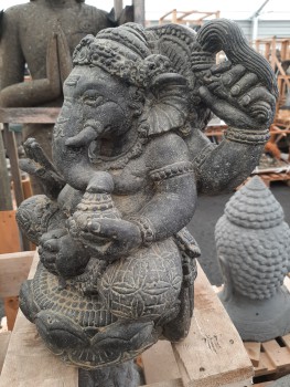 Ganesha sitzend, Steinguss, 40cm Höhe, Antikfinish
