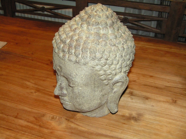 Buddha Kopf, Steinguss, 50 oder 30cm Höhe, leicht - Hohlguss. Antikfinish