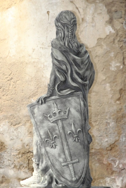 steinfigur jeanne darc